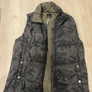 Insulated Camo Vest (primaloft insulation) - VUORI